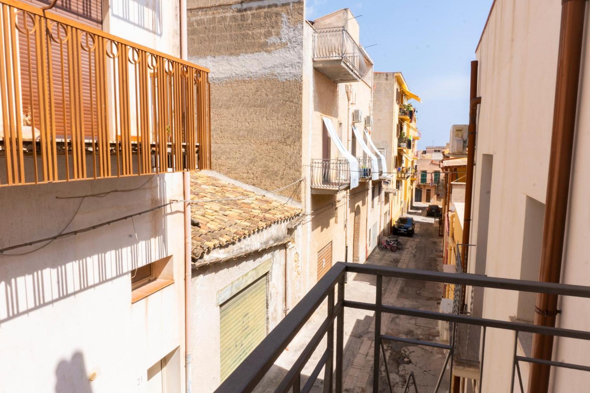 Апартаменты La Terrazza Di Rachele Кастелламмаре-дель-Голфо Экстерьер фото